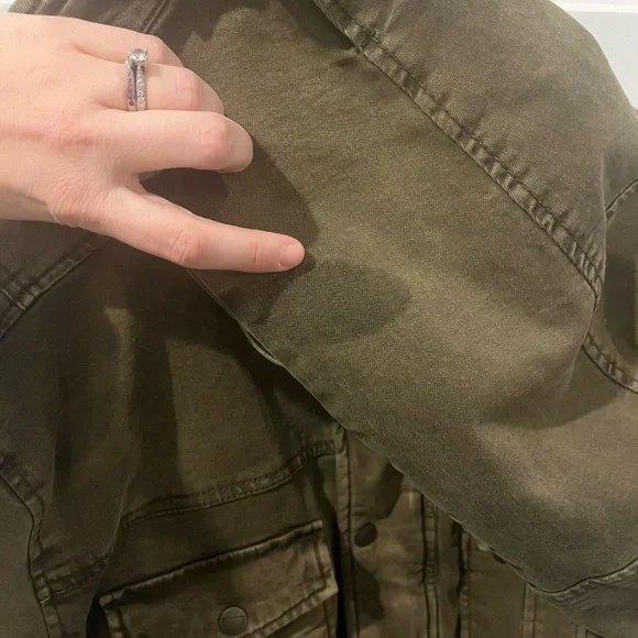 Levi's Men's Military Green Field Jacket - Picture 8 of 8